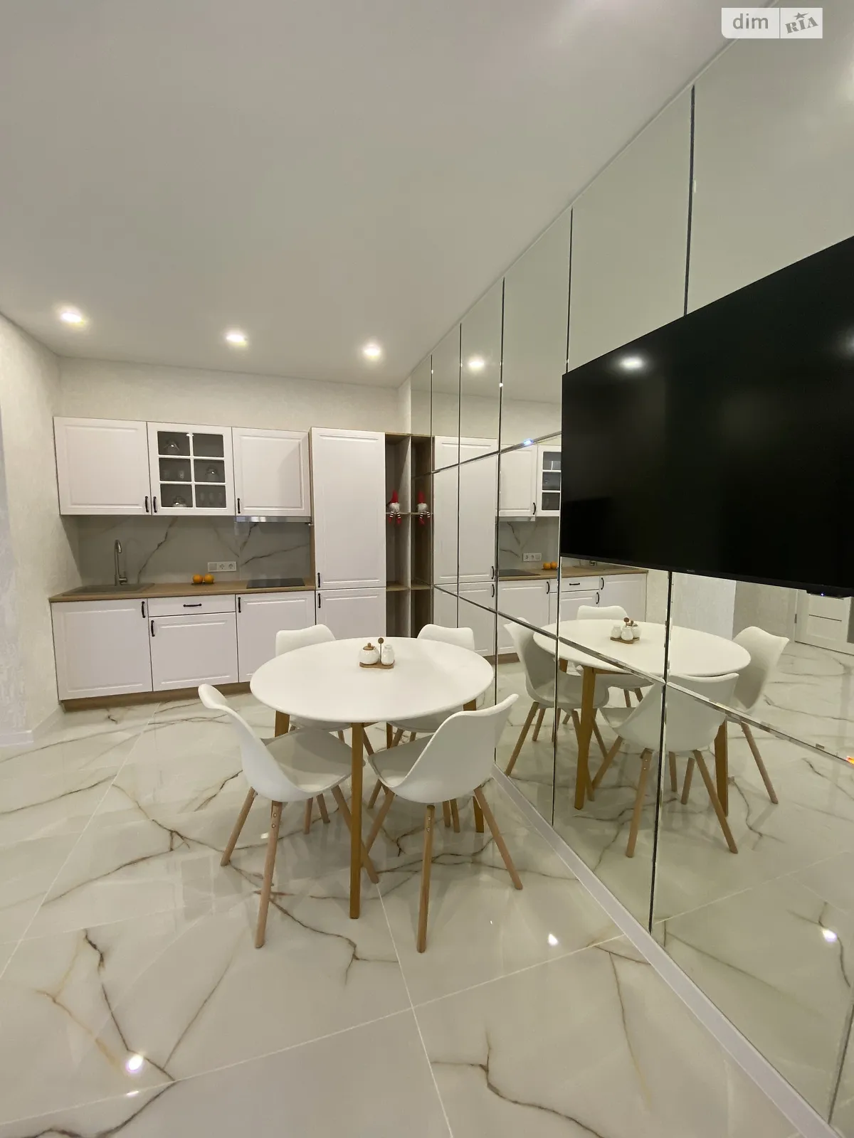 Сдается в аренду 2-комнатная квартира в Крыжановка, ул. Академика Сахарова, 3Е - фото 1