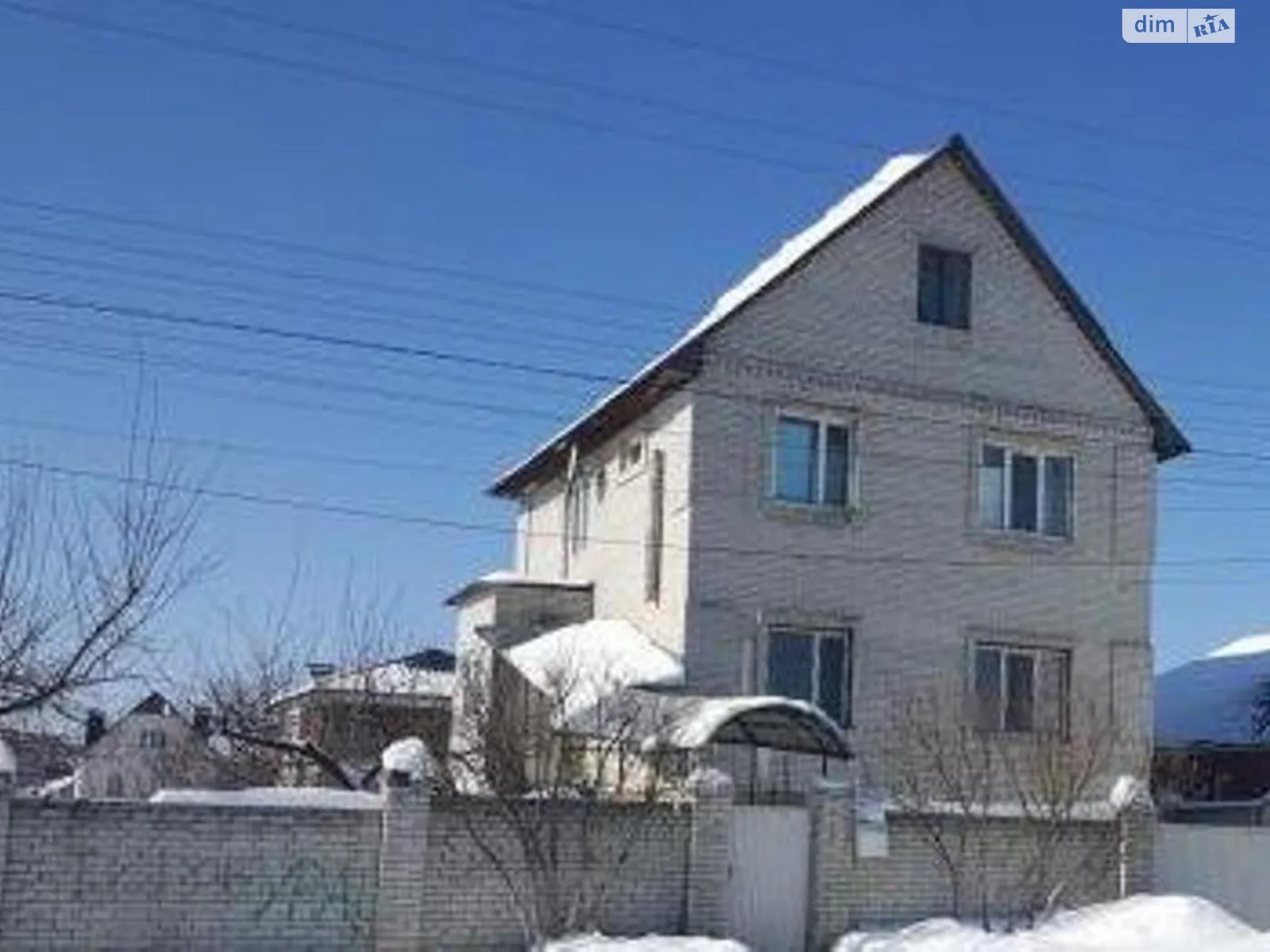 Продается дом на 2 этажа 120 кв. м с гаражом, цена: 135000 $ - фото 1
