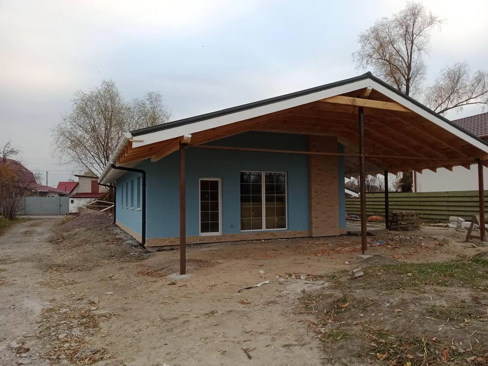 Продается одноэтажный дом 130 кв. м с участком, цена: 85000 $ - фото 1