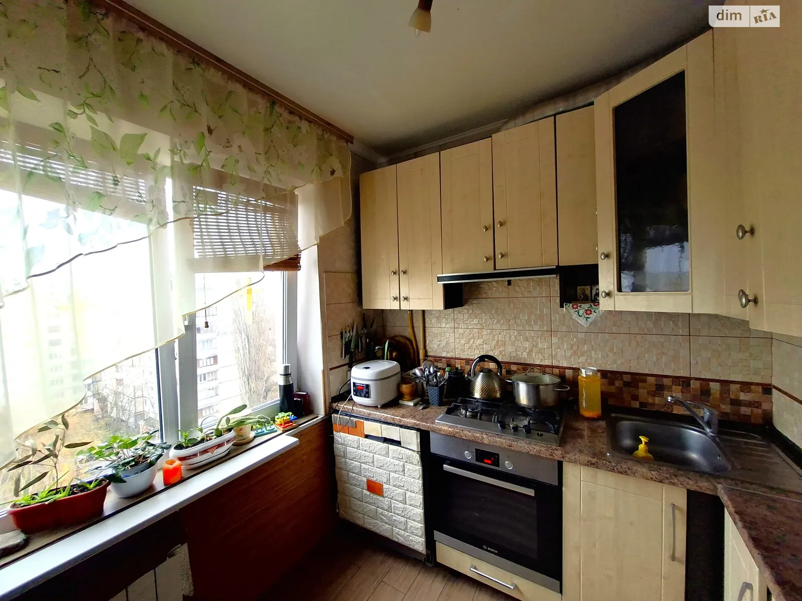 Продается 2-комнатная квартира 50.8 кв. м в Киеве, ул. Дмитрия Луценко(Крейсера "Аврора"), 9 - фото 1