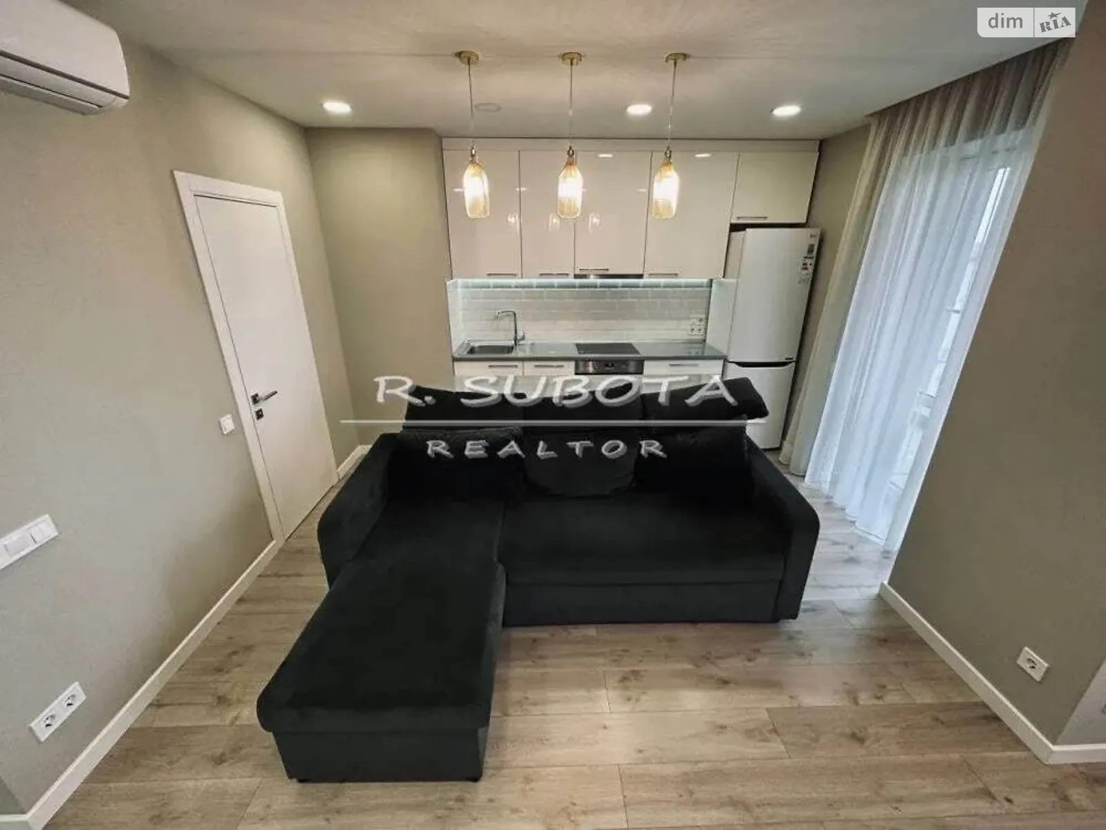 Продається 1-кімнатна квартира 60.2 кв. м у Дніпрі, вул. Європейська, 9А - фото 1