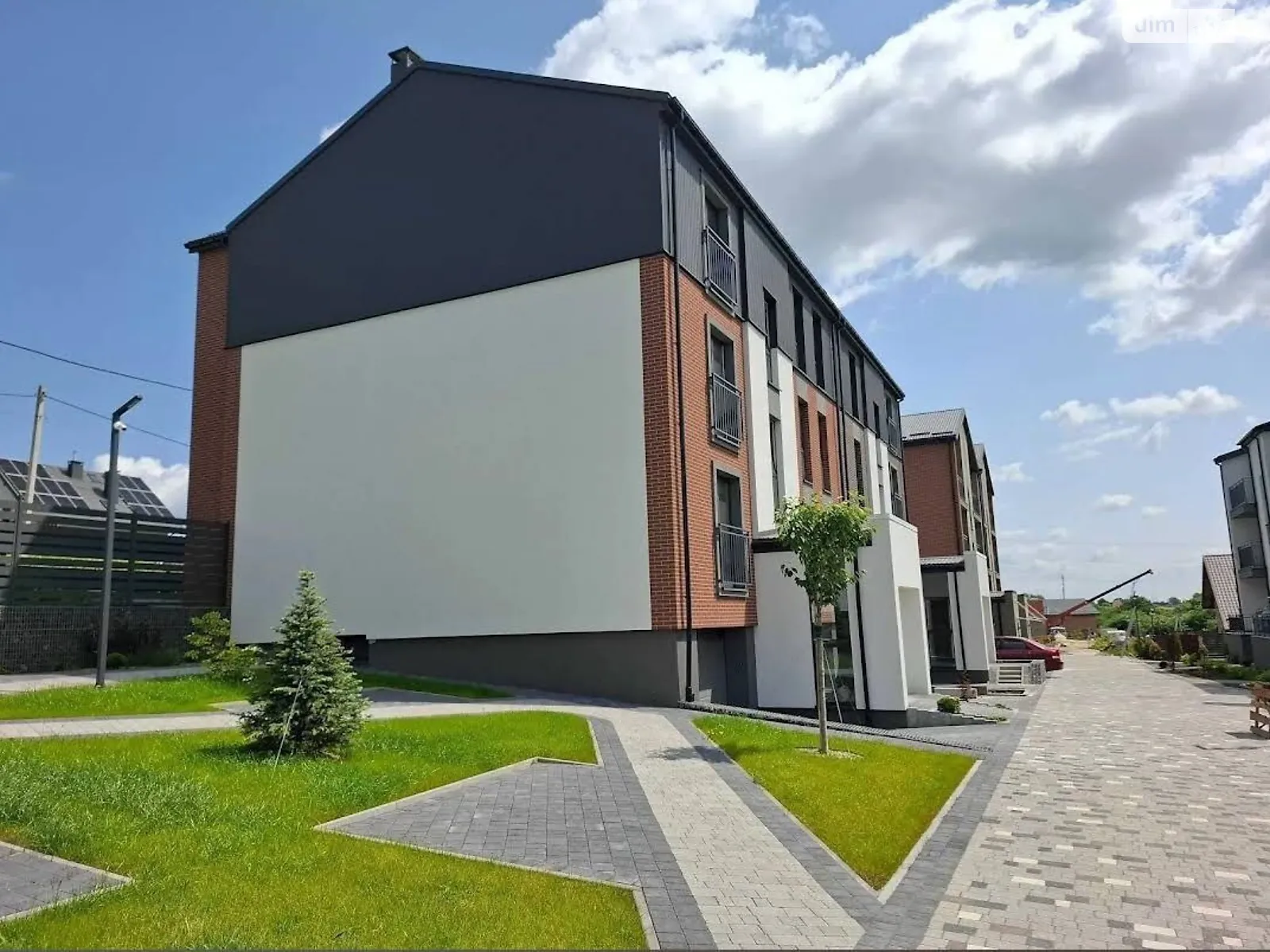 Продается 1-комнатная квартира 39 кв. м в Винниках, ул. Принады - фото 1