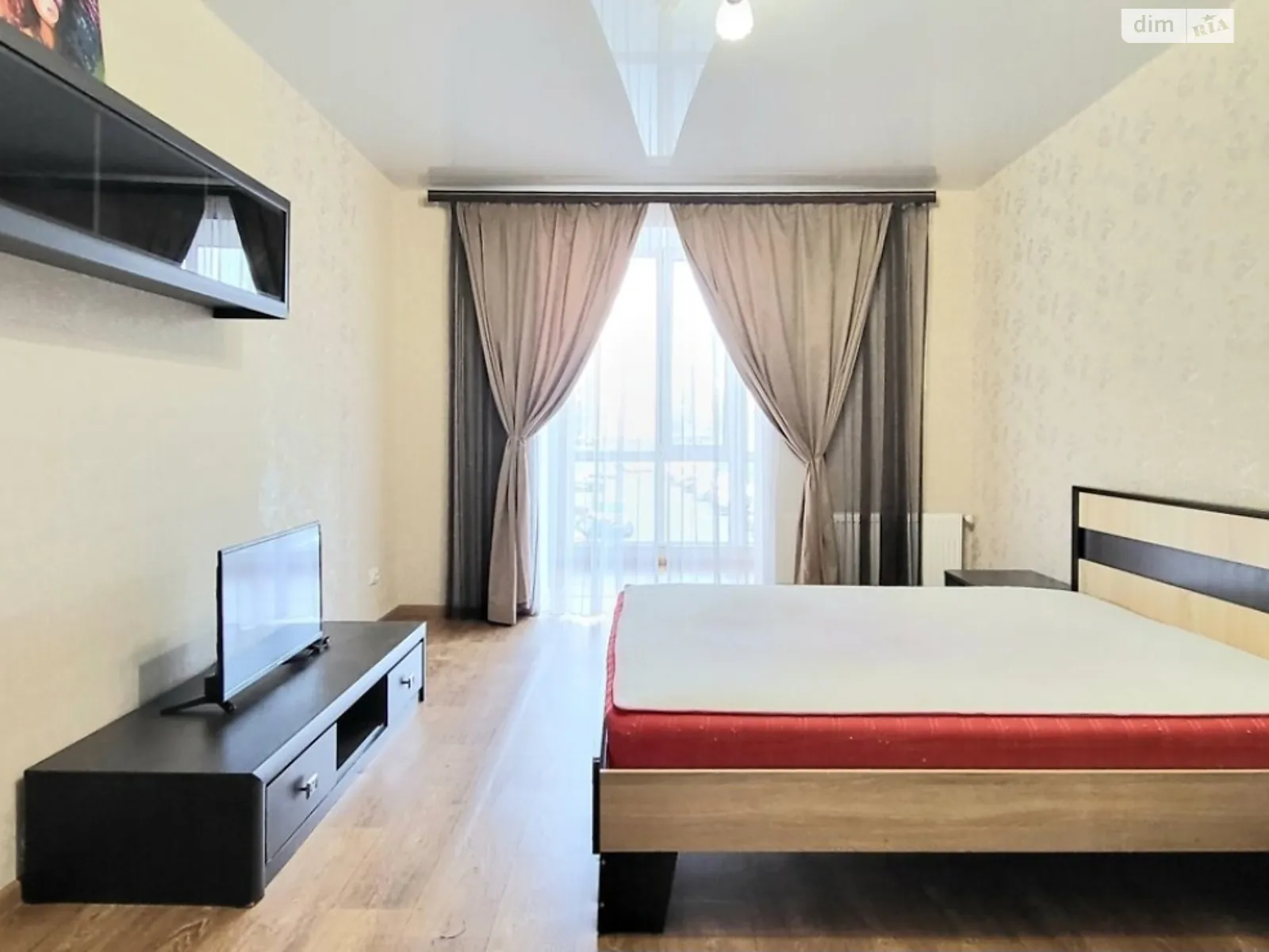 Сдается в аренду 1-комнатная квартира 46 кв. м в Виннице, ул. Шимка Максима, 38Б корпус 5 - фото 1