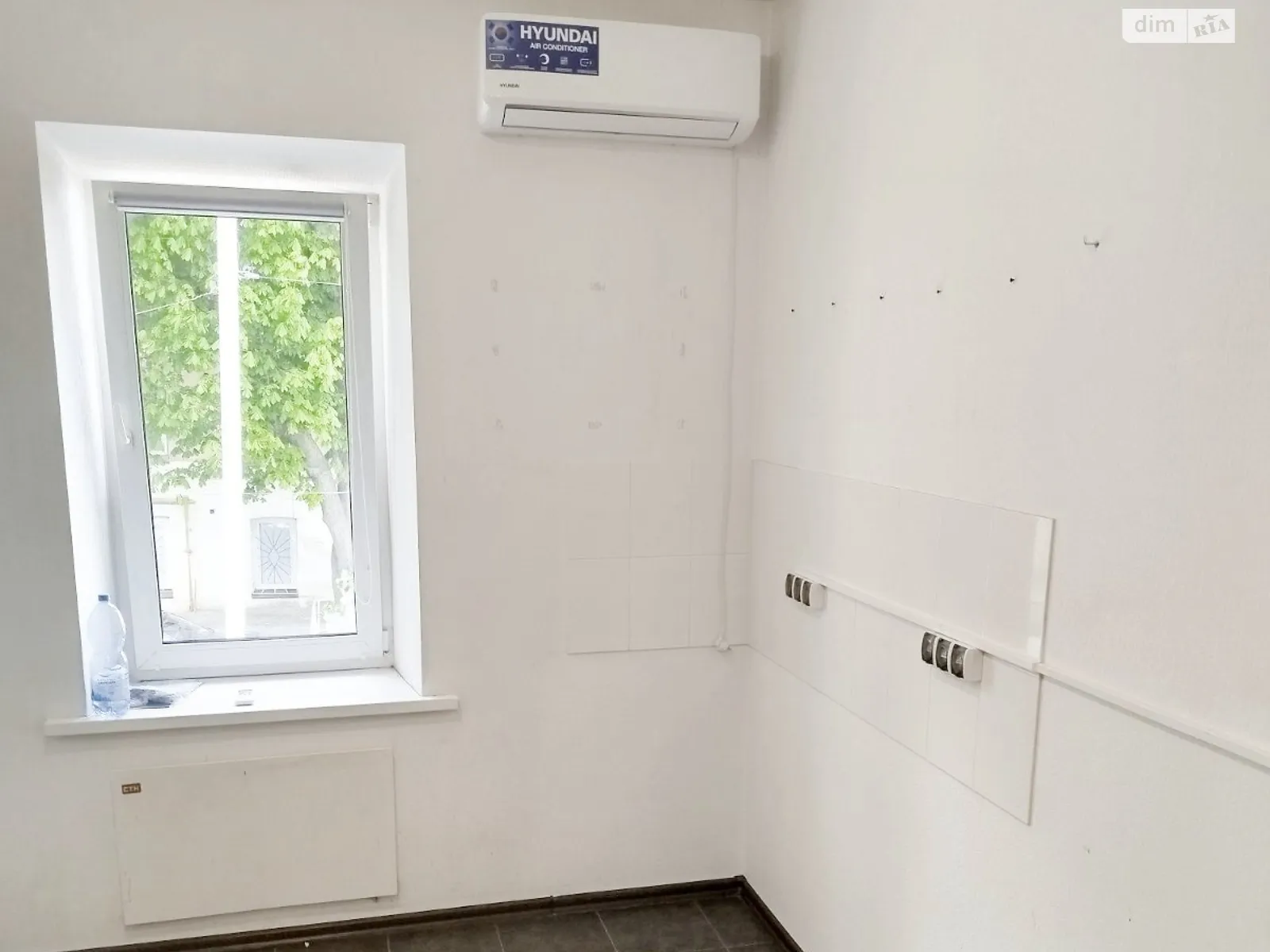 Здається в оренду приміщення вільного призначення 26 кв. м в 3-поверховій будівлі, цена: 12735 грн - фото 1