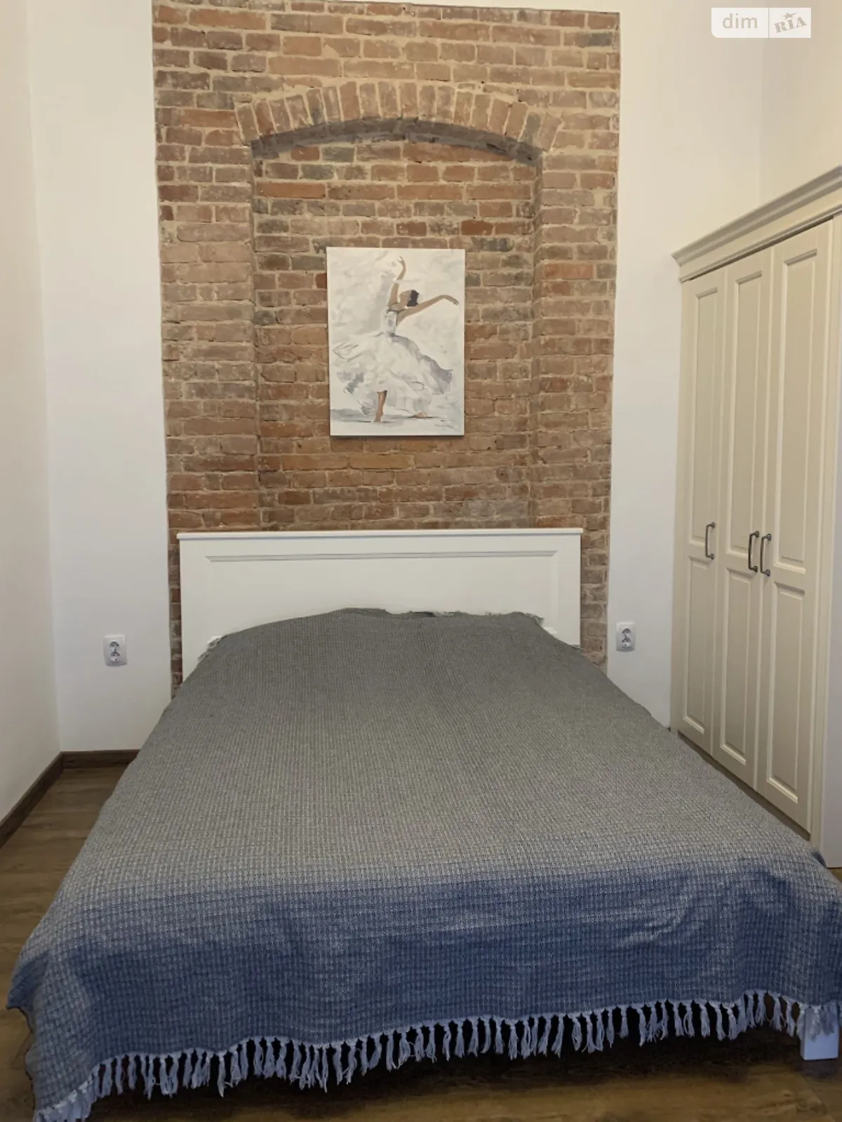 Сдается в аренду 1-комнатная квартира 30 кв. м в Львове, ул. Дорошенко Петра - фото 1