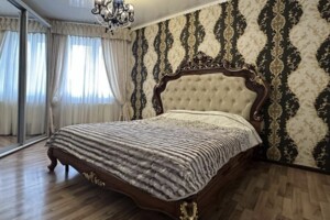 Сниму квартиру в Раздельной посуточно