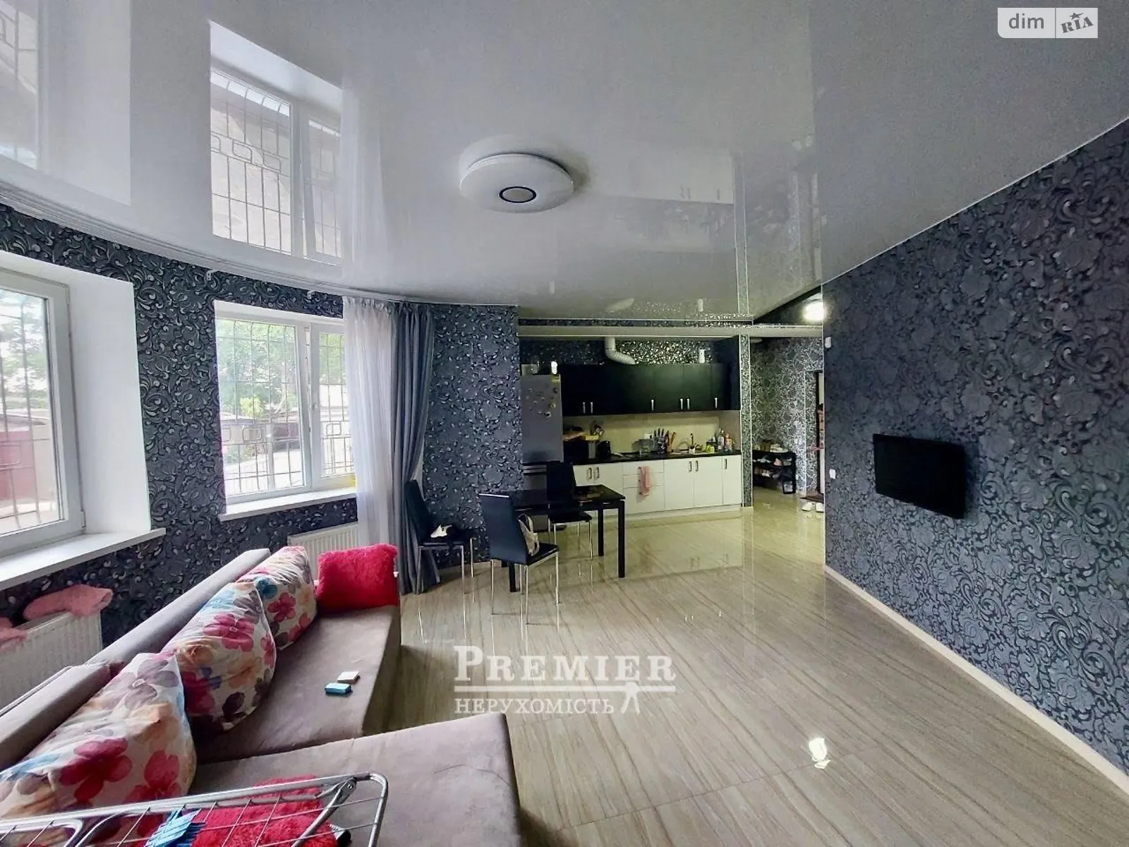 Продается 1-комнатная квартира 55 кв. м в Одессе, пер. Испанский, 2А - фото 1