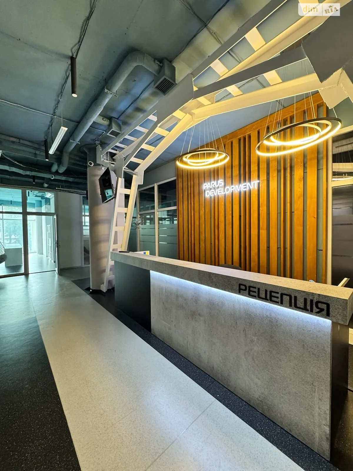 Сдается в аренду помещения свободного назначения 438 кв. м в 15-этажном здании, цена: 5256 $ - фото 1