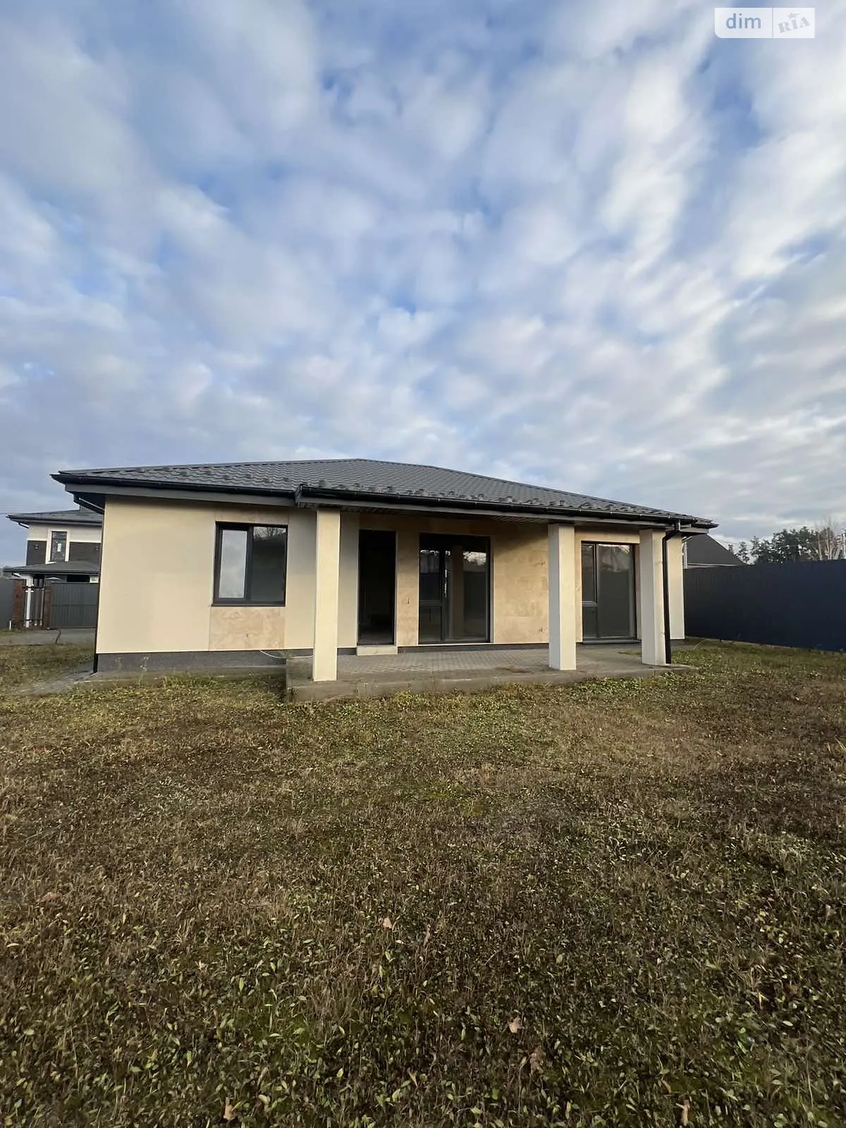 Продается одноэтажный дом 112 кв. м с мебелью, цена: 159000 $ - фото 1