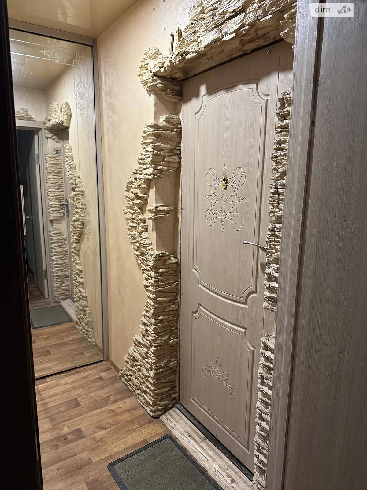 Продается 1-комнатная квартира 30.5 кв. м в Николаеве, ул. Авангардная, 23 - фото 1