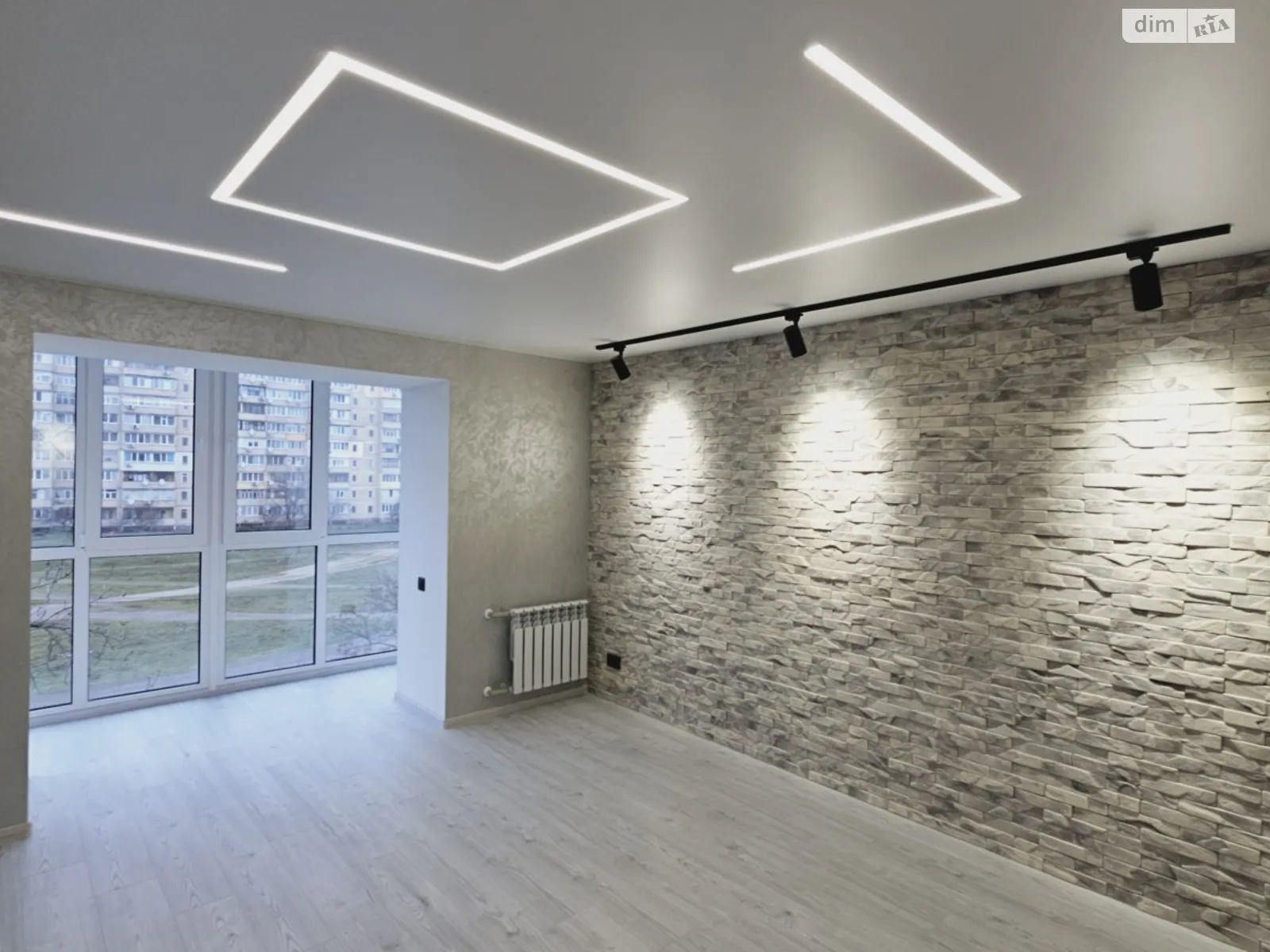 Продается 3-комнатная квартира 67.3 кв. м в Каменском, просп. Надднепрянский(50 лет СССР) - фото 1