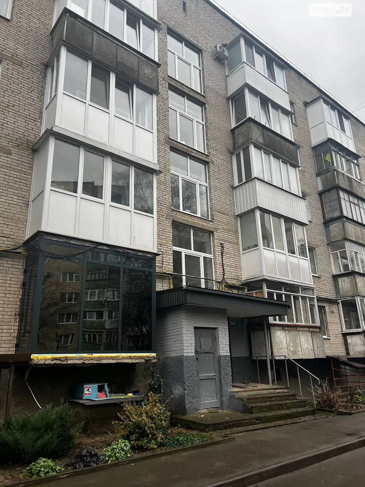 2-комнатная квартира 50 кв. м в Луцке, просп. Молодежи, 1 - фото 1