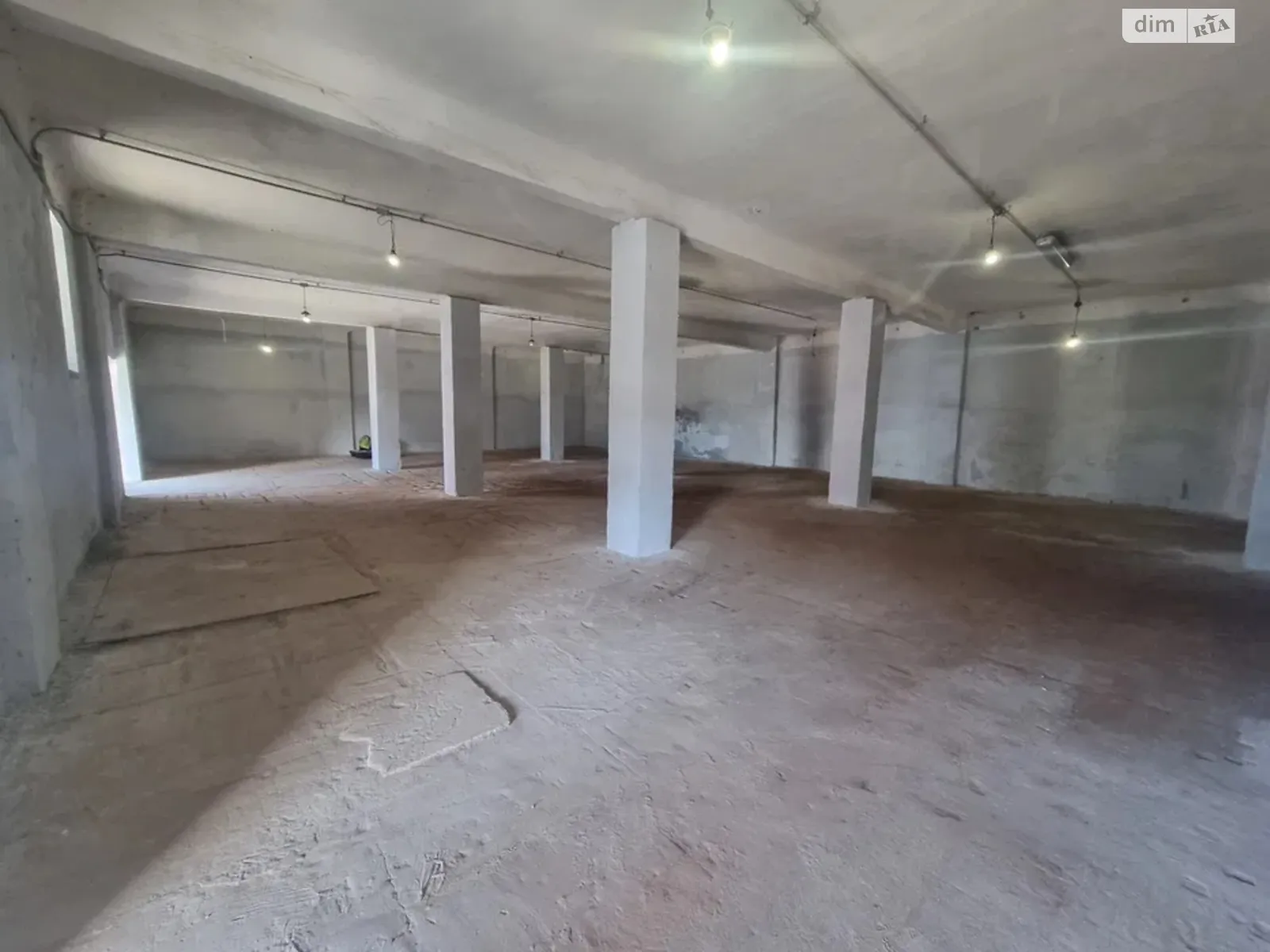 Продается помещения свободного назначения 940 кв. м в 1-этажном здании, цена: 155000 $ - фото 1