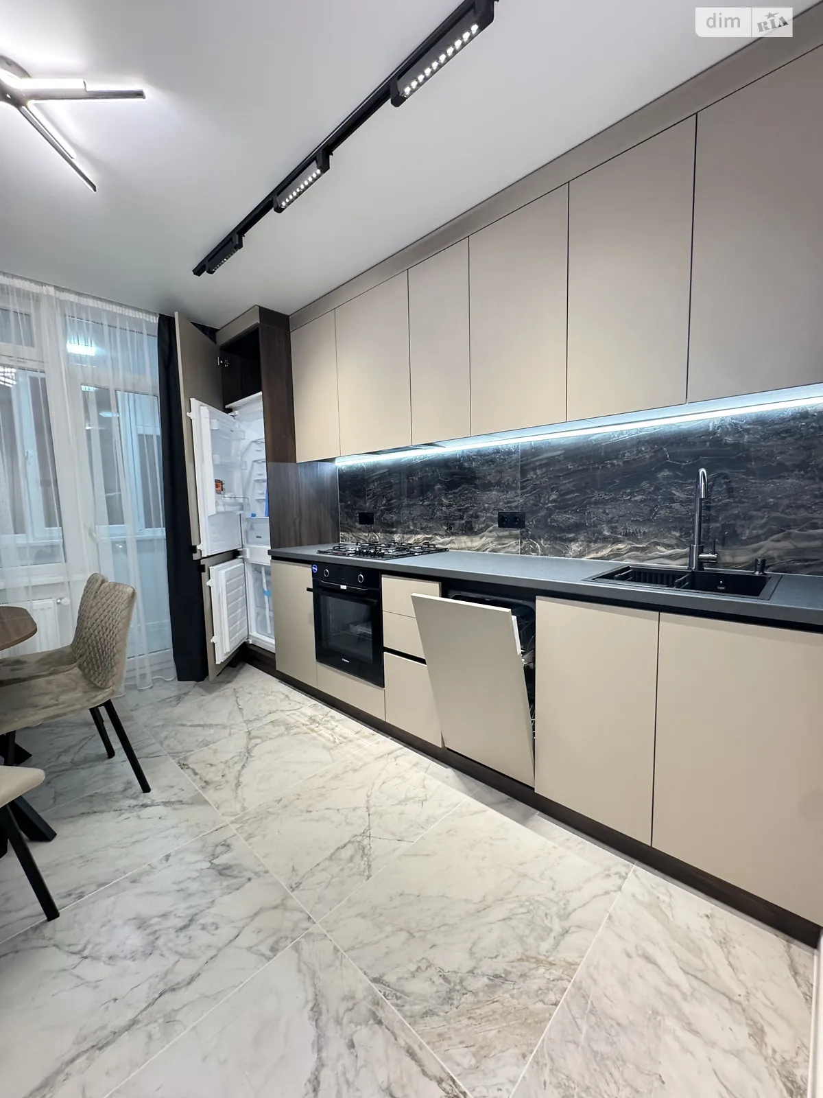 1-комнатная квартира 42 кв. м в Тернополе, ул. Киевская, 9Г - фото 1