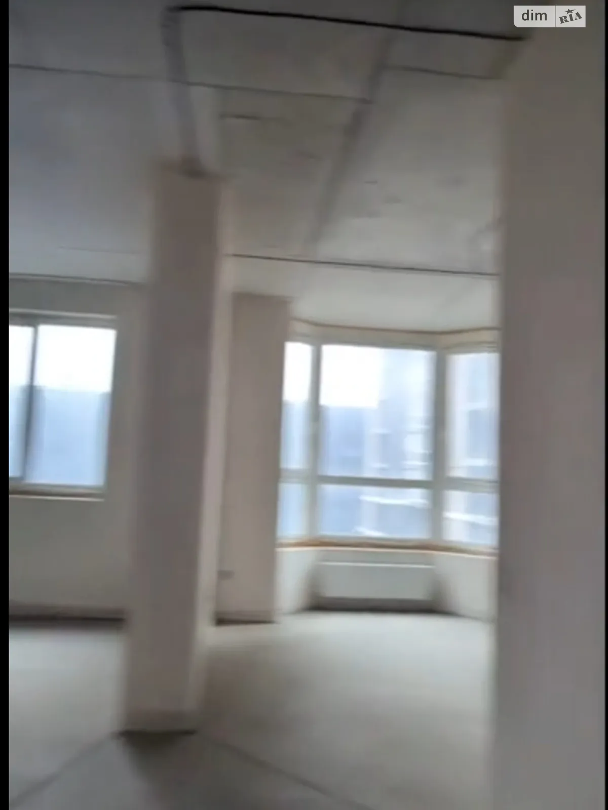 Продается 1-комнатная квартира 50.8 кв. м в Буче, бул. Леонида Бирюкова, 3А - фото 1