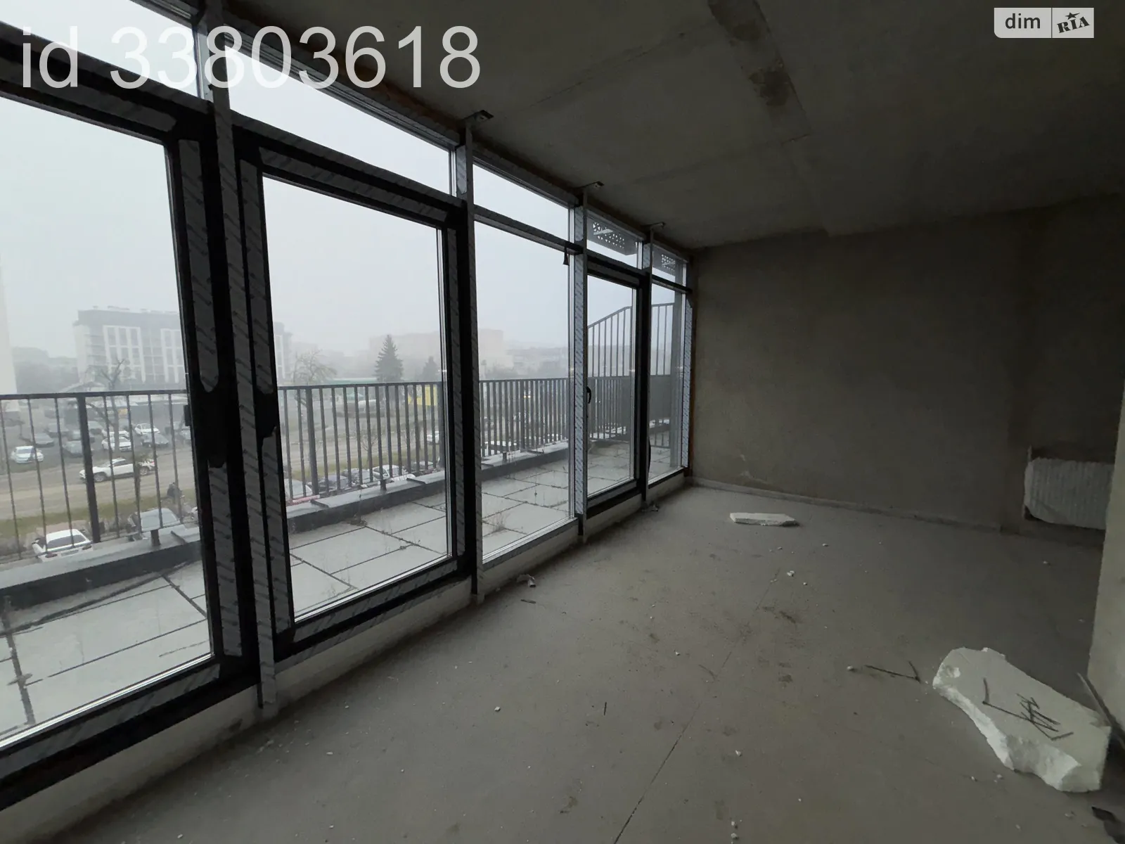 Продается 3-комнатная квартира 99.45 кв. м в Ужгороде, ул. Николая Бобяка, 1Б корпус 1 - фото 1