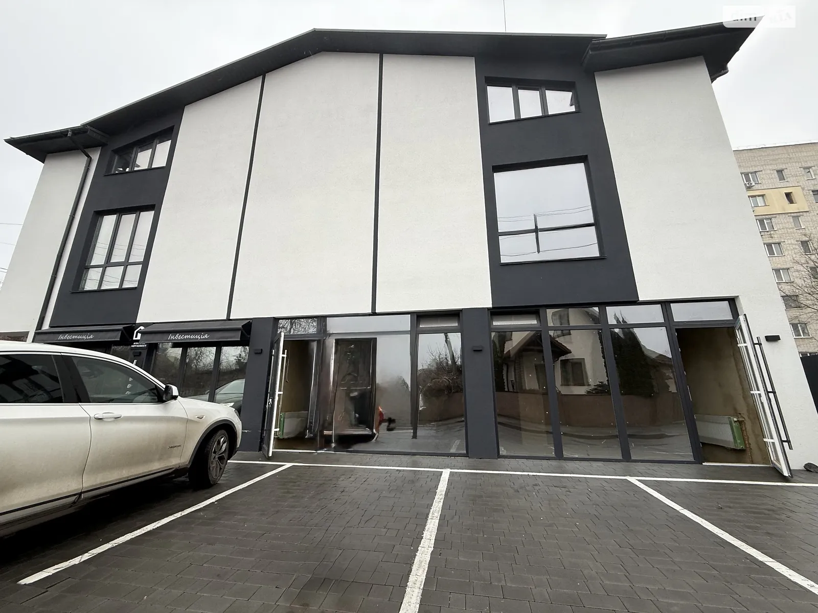 Продается помещения свободного назначения 40 кв. м в 3-этажном здании, цена: 84000 $ - фото 1