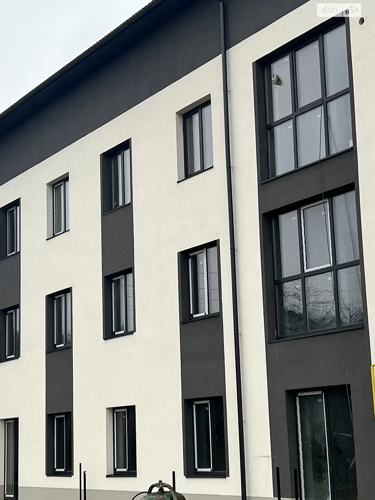 Продається 2-кімнатна квартира 53 кв. м у Петрикові, вул. Петриківська - фото 1