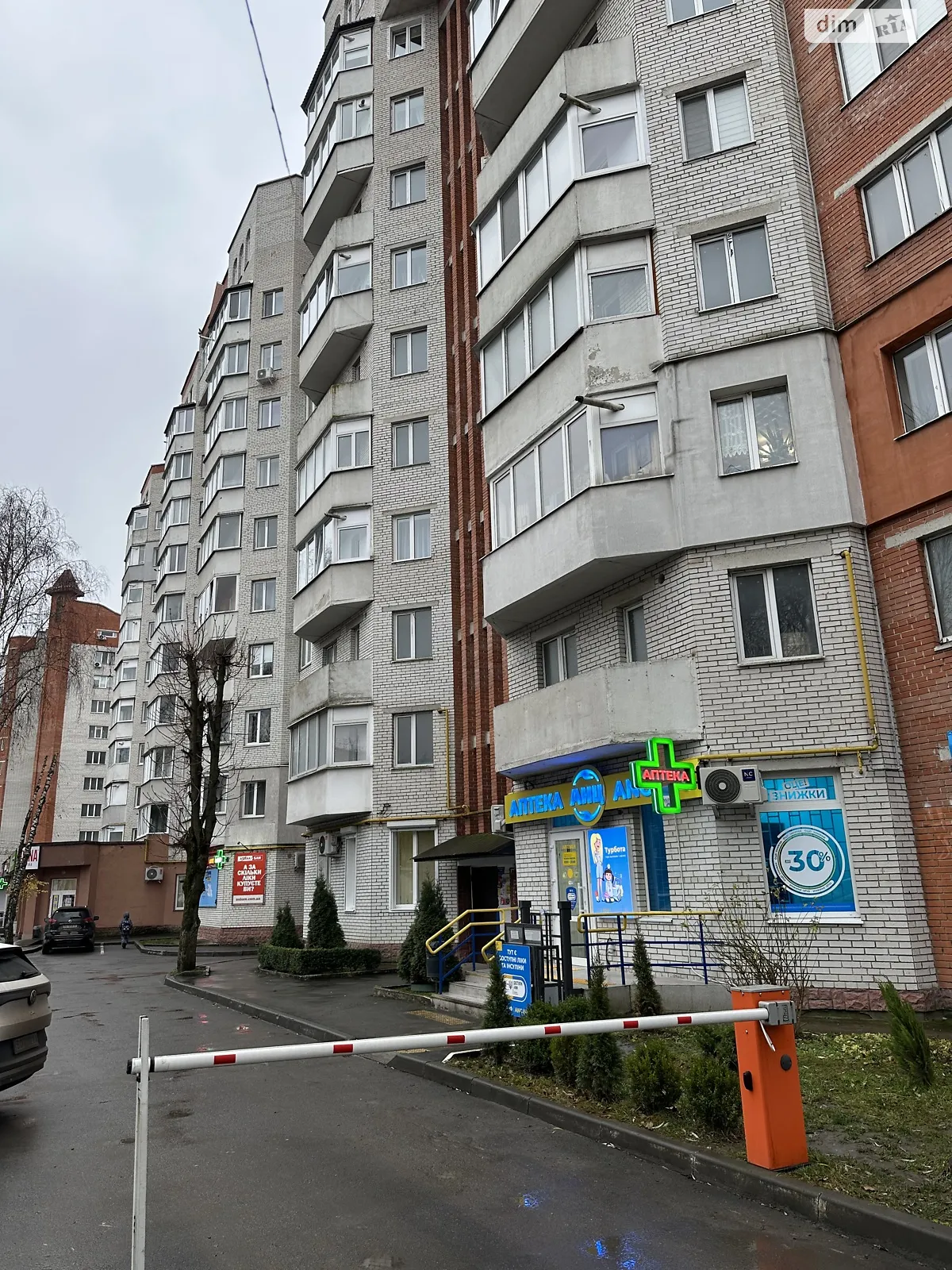 3-комнатная квартира 87 кв. м в Тернополе, просп. Злуки, 4А - фото 1