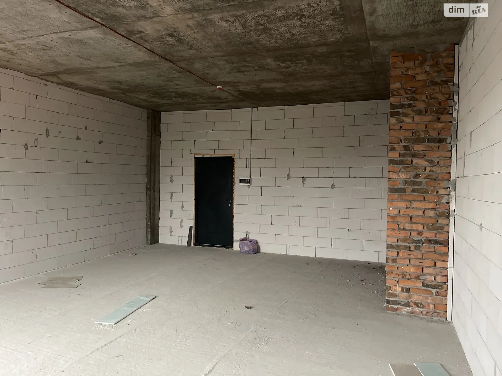 Продається офіс 46.5 кв. м в бізнес-центрі, цена: 41850 $ - фото 1