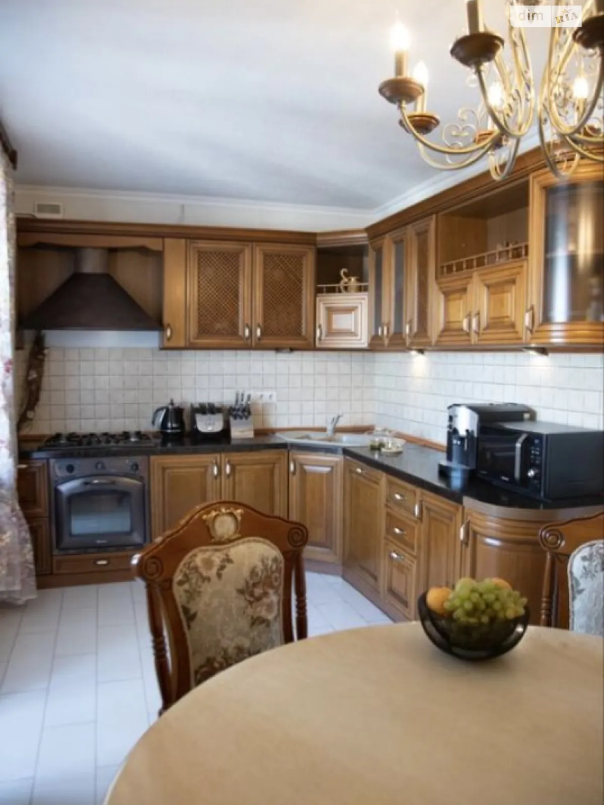 Продается 3-комнатная квартира 122.7 кв. м в Черкассах, цена: 115000 $ - фото 1