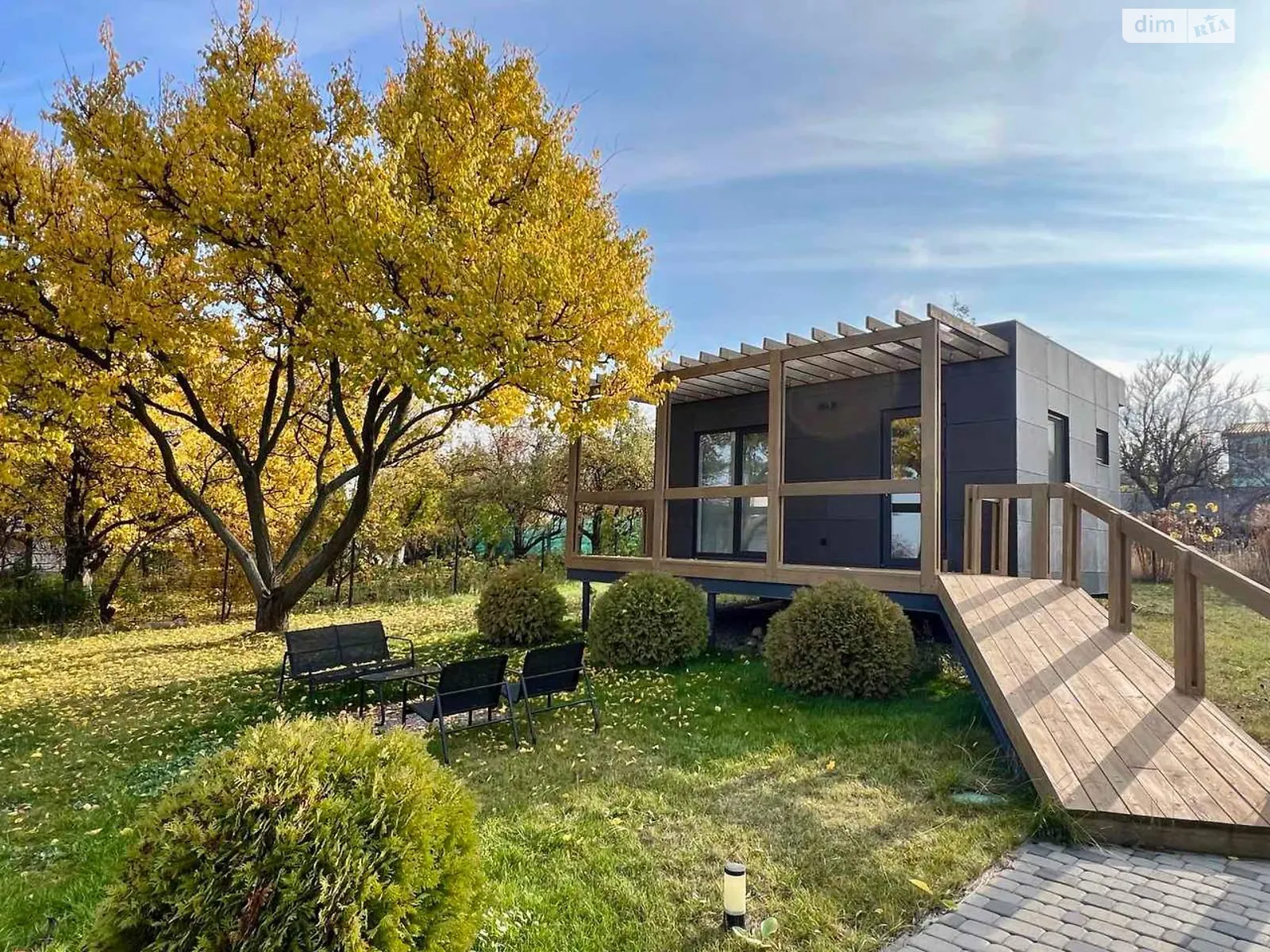 Продается одноэтажный дом 42 кв. м с верандой, цена: 25000 $ - фото 1