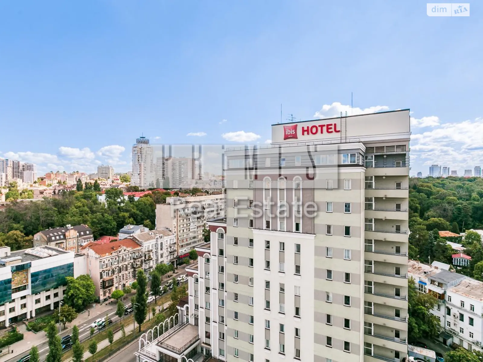 Продается 4-комнатная квартира 191.2 кв. м в Киеве, бул. Тараса Шевченко, 27Б - фото 1