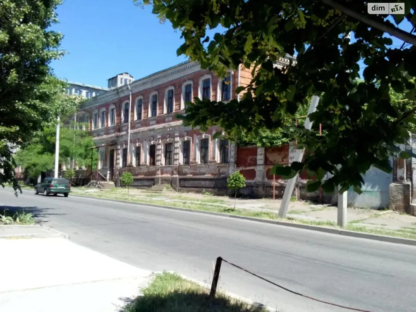 Продается помещения свободного назначения 1030 кв. м в 2-этажном здании, цена: 350000 $ - фото 1