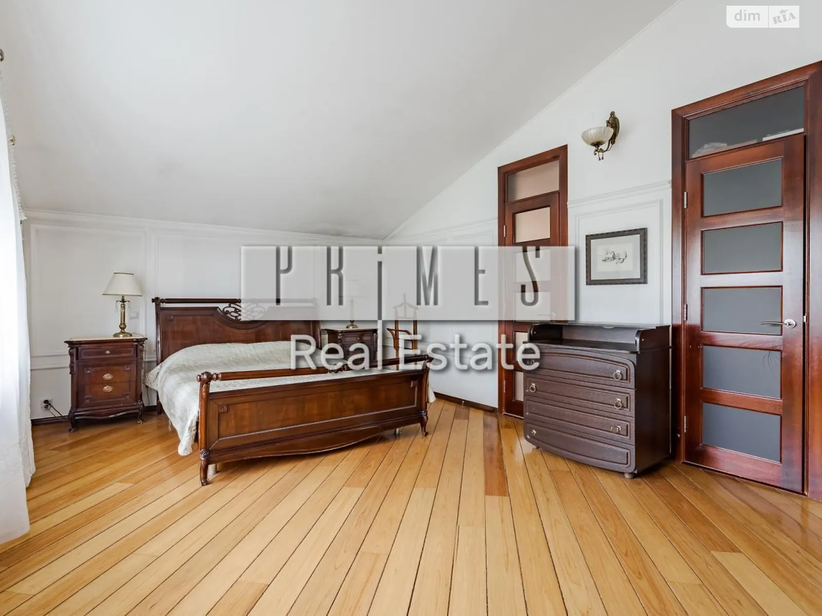 Продается дом на 2 этажа 453.9 кв. м с балконом, цена: 440000 $ - фото 1