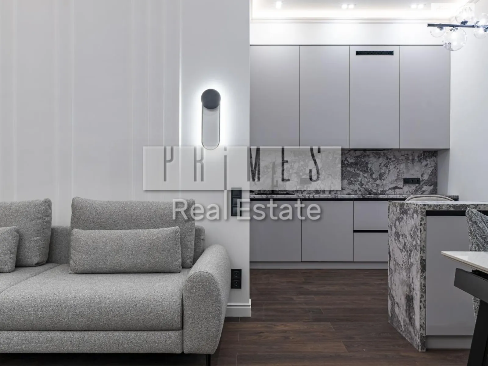 Продается 2-комнатная квартира 64 кв. м в Киеве, ул. Олеся Гончара, 74 - фото 1