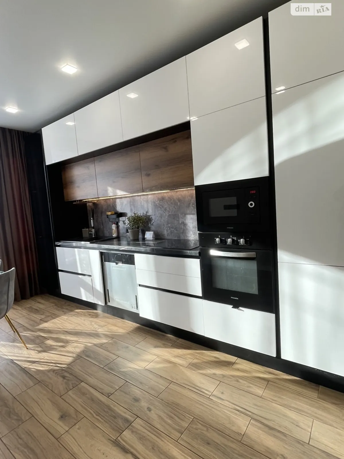 вул. Веселкова, 7 Крихівці (Івано-Франківськ), цена: 206000 $ - фото 1