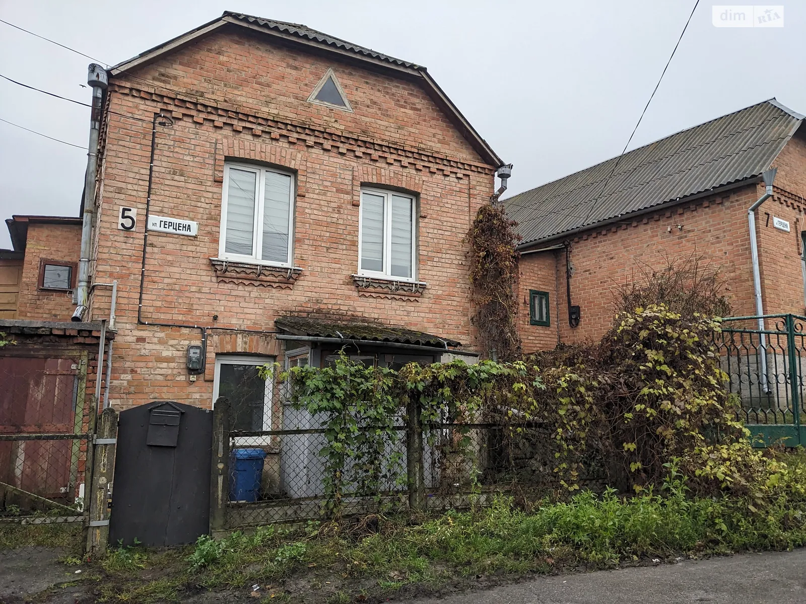 Продается дом на 2 этажа 80 кв. м с беседкой, цена: 78500 $ - фото 1