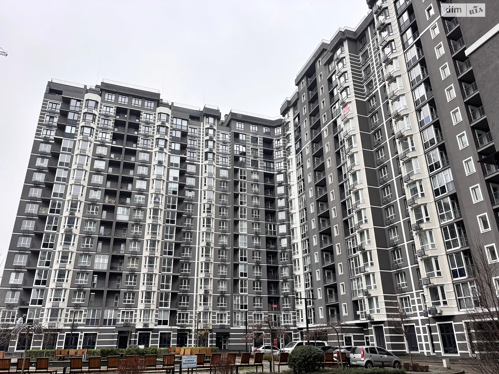 Продается 2-комнатная квартира 63 кв. м в Буче, бул. Леонида Бирюкова - фото 1