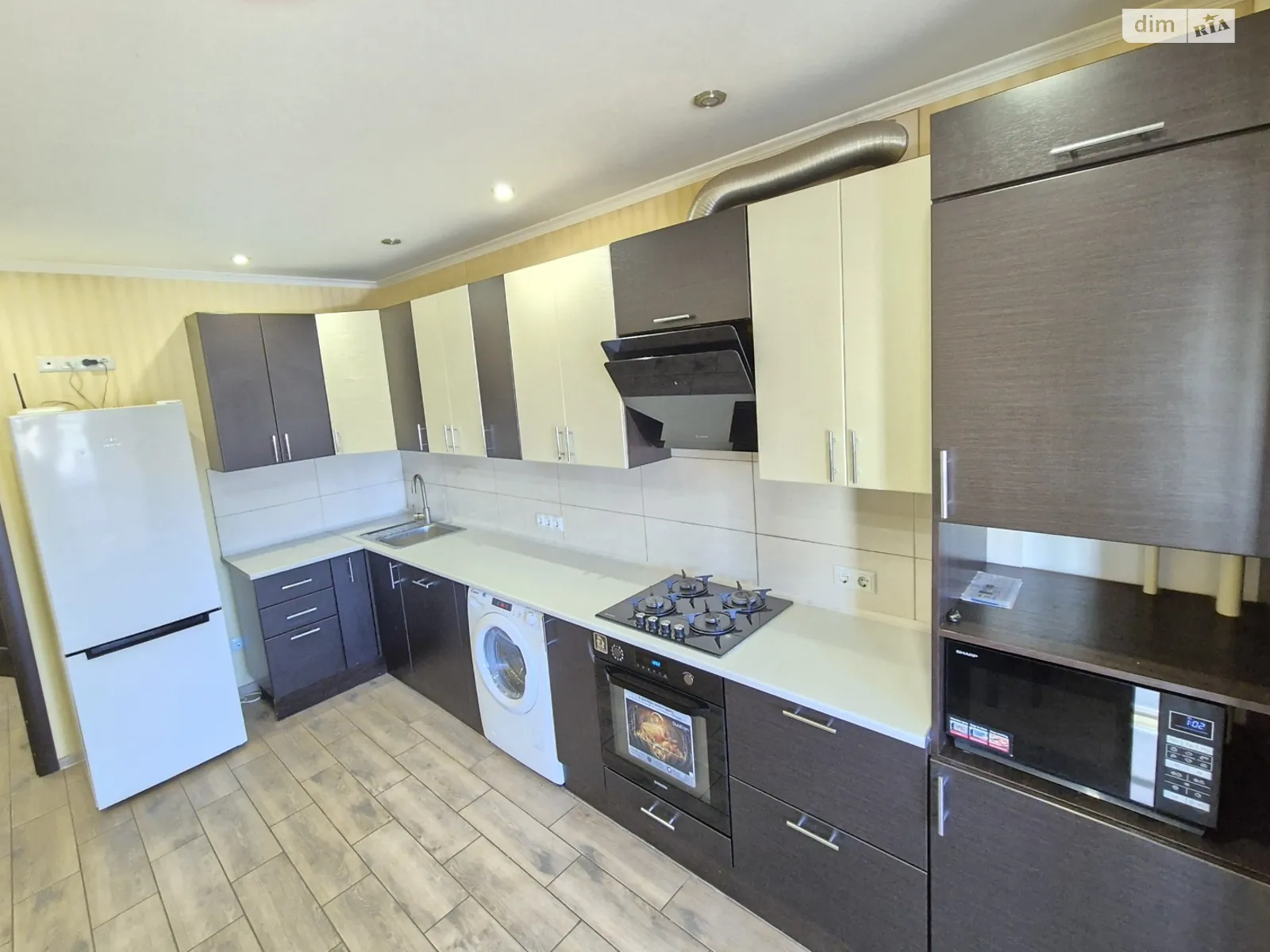 Сдается в аренду 2-комнатная квартира 57 кв. м в Виннице, просп. Коцюбинского - фото 1