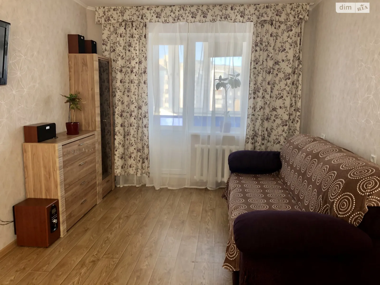 Продається 2-кімнатна квартира 57 кв. м у Херсоні, вул. Академіка Тарле, 4/2 - фото 1