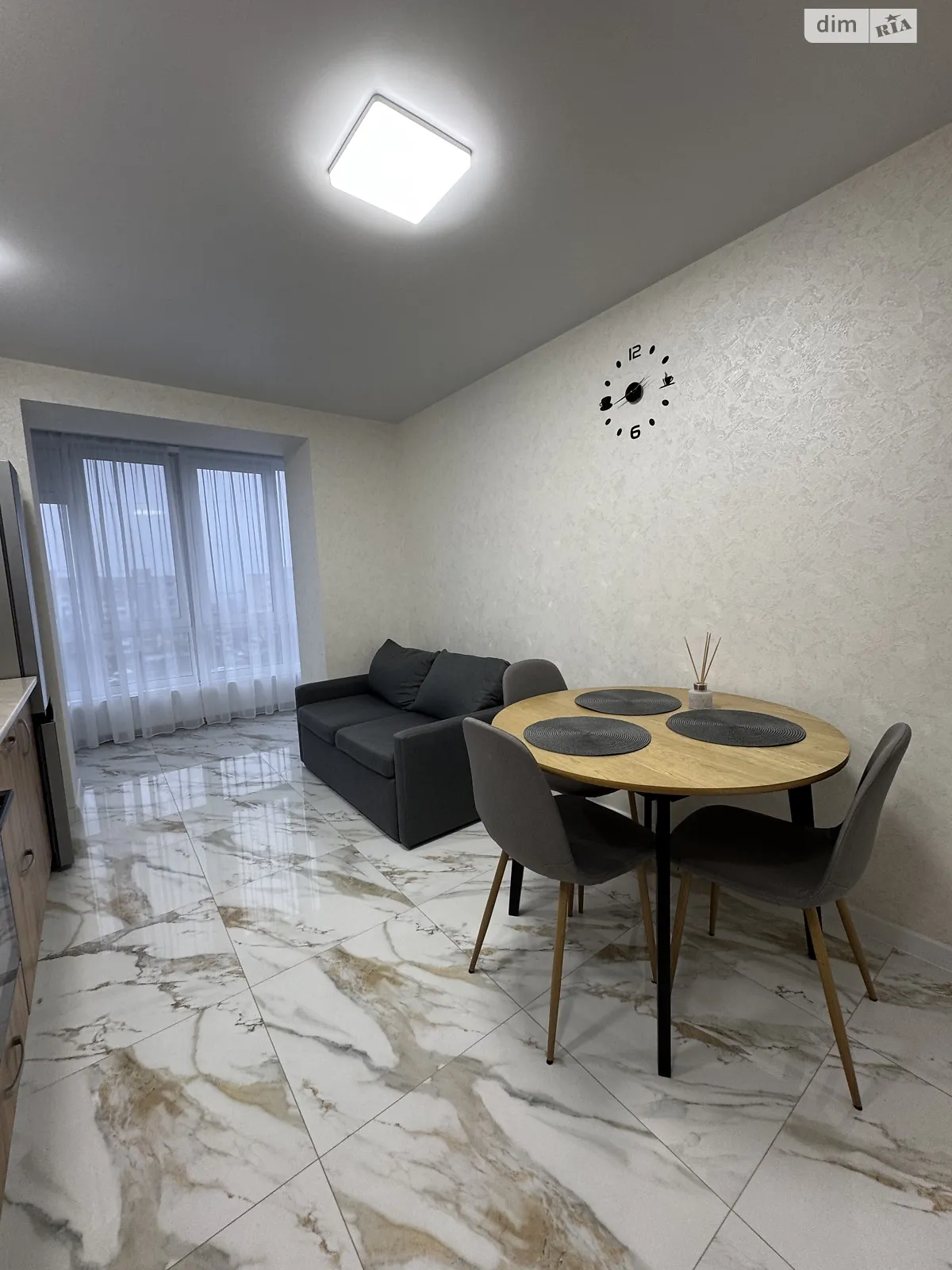 Сдается в аренду 1-комнатная квартира 48.7 кв. м в Виннице, просп. Юности - фото 1