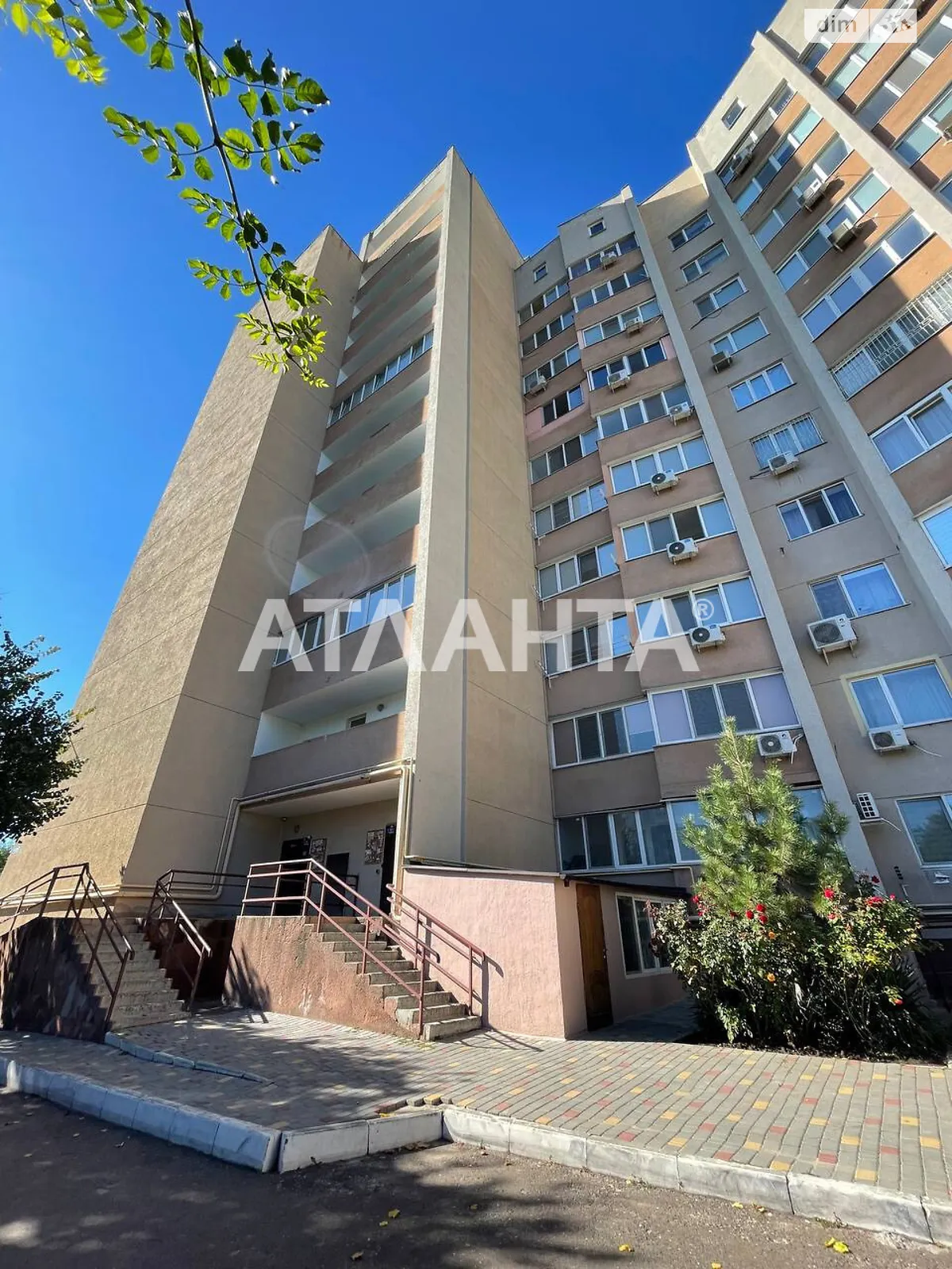 Продається 1-кімнатна квартира 45.6 кв. м у Одесі, пров. Іспанський - фото 1