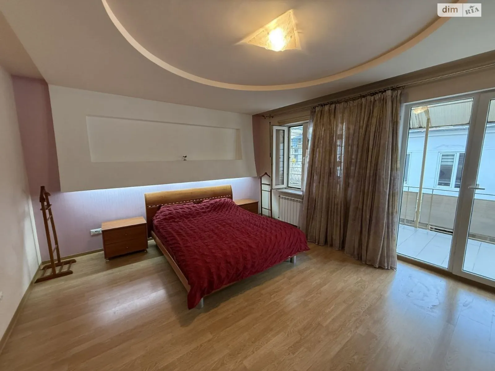 Сдается в аренду дом на 2 этажа 107 кв. м с мансардой, цена: 700 $ - фото 1