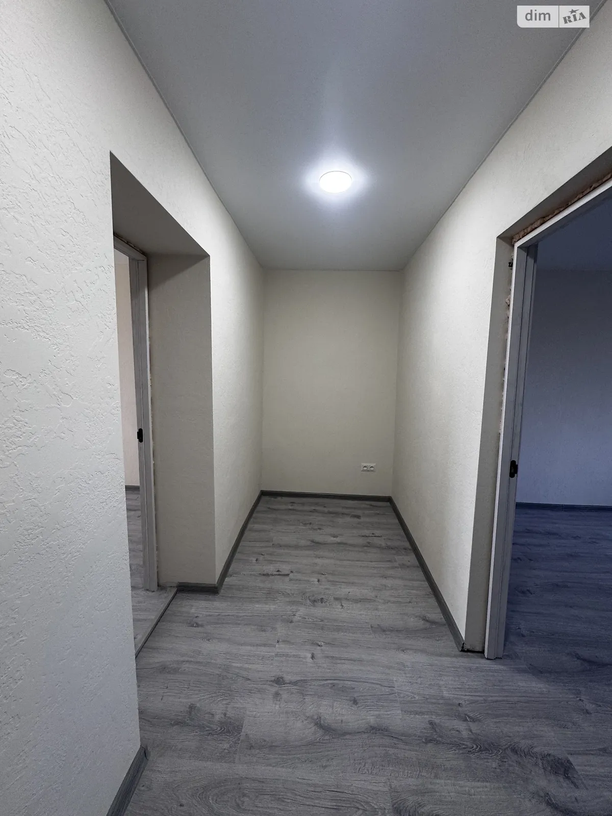 Продается 2-комнатная квартира 47 кв. м в Черновцах, ул. Текстильщиков - фото 1