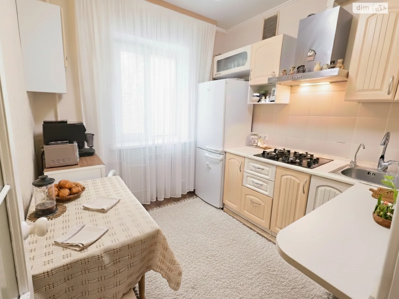 ул. Михаила Бойчука, 23 Печерский Киев Зверинецкая(Дружбы народов) - фото 1