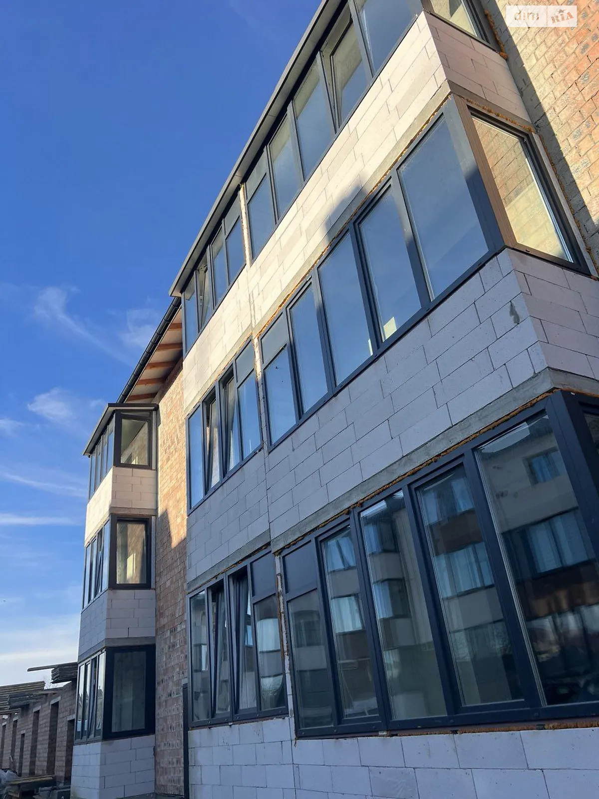 Продается 1-комнатная квартира 40 кв. м в Рудно, ул. Тараса Шевченко, 70 - фото 1