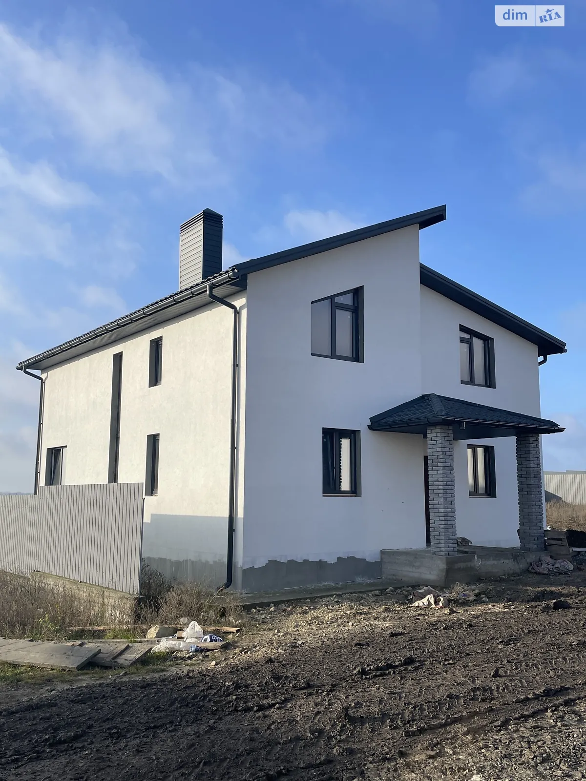 Продается дом на 2 этажа 157 кв. м с балконом, цена: 125000 $ - фото 1