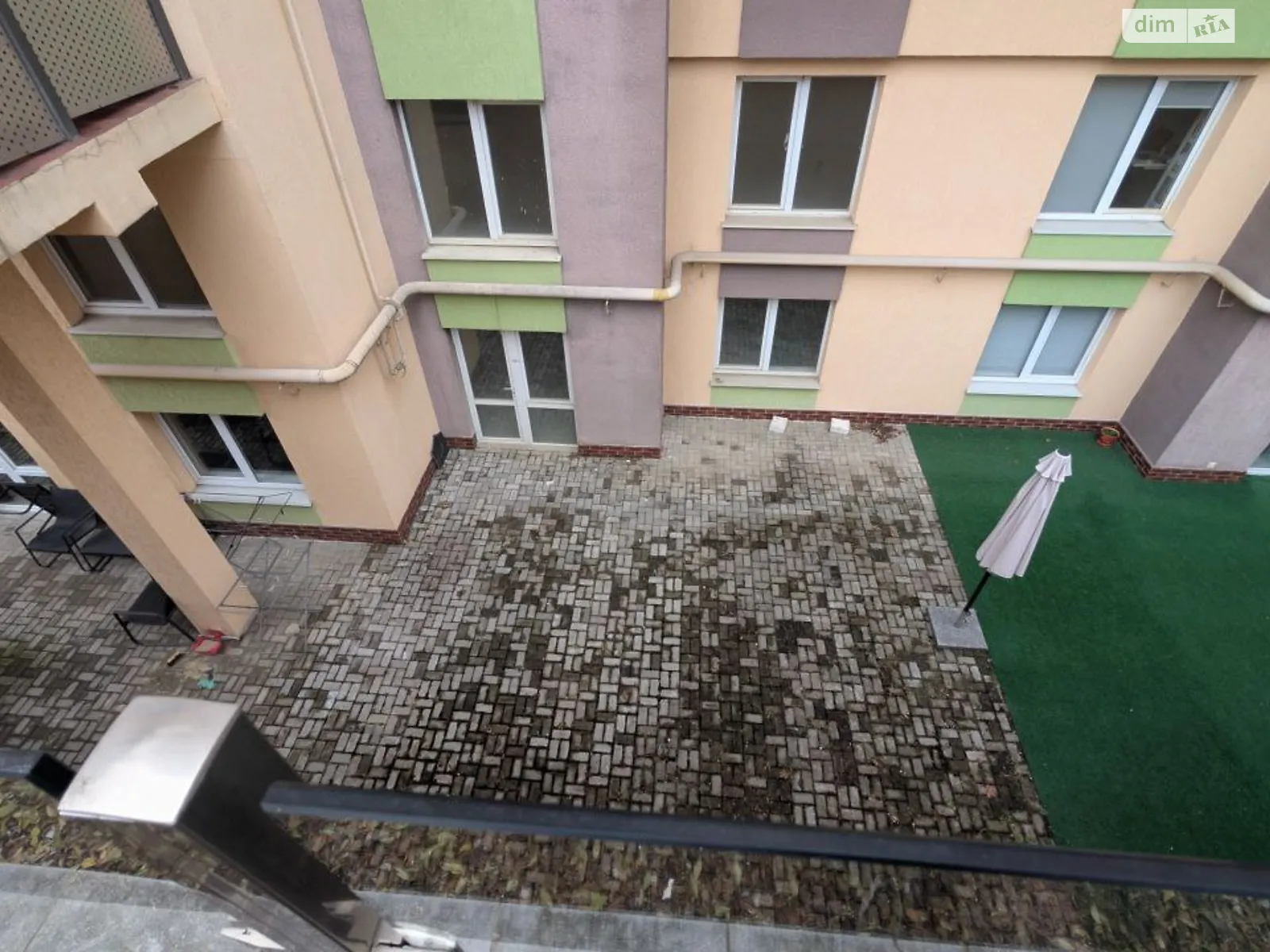 Продается 4-комнатная квартира 135.9 кв. м в Черновцах, ул. Владимира Великого(Герцена), 93 - фото 1