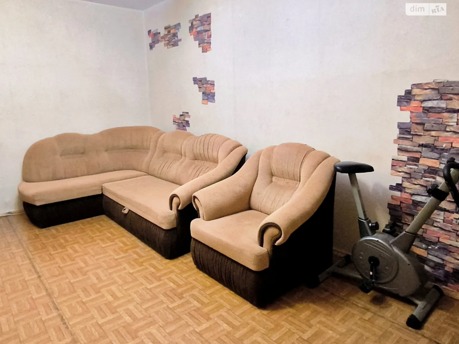 Продається 1-кімнатна квартира 42.9 кв. м у Києві, вул. Милославська, 31Б - фото 1