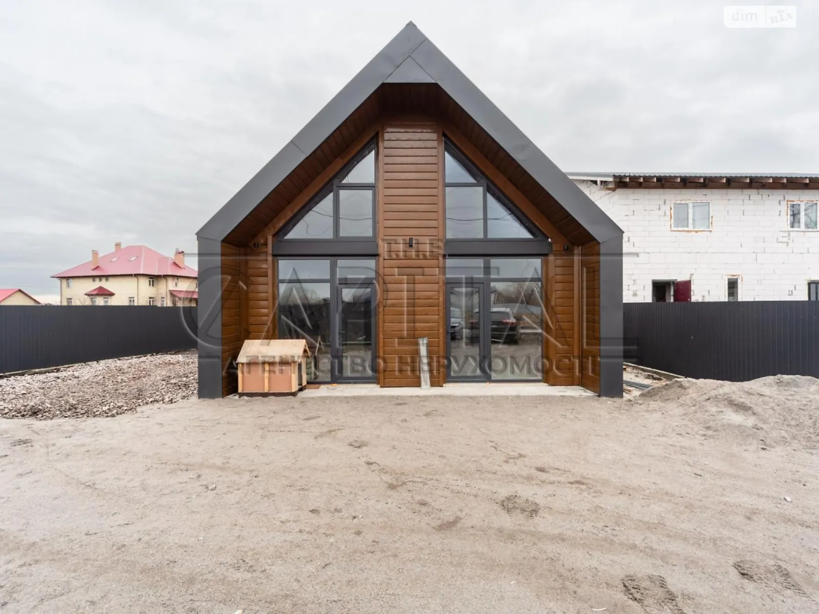 Продается дом на 2 этажа 116 кв. м с участком, цена: 85000 $ - фото 1