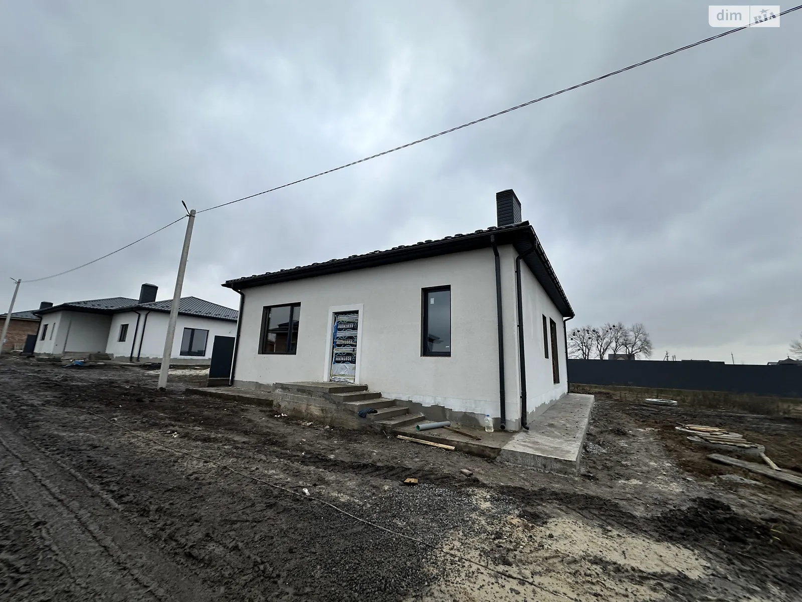 Продається одноповерховий будинок 90 кв. м з садом, цена: 93500 $ - фото 1