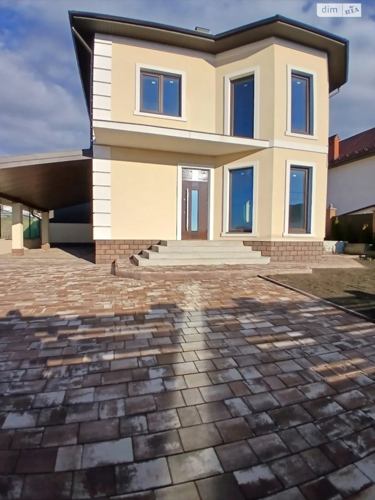 Продается дом на 2 этажа 121 кв. м с беседкой, цена: 150000 $ - фото 1