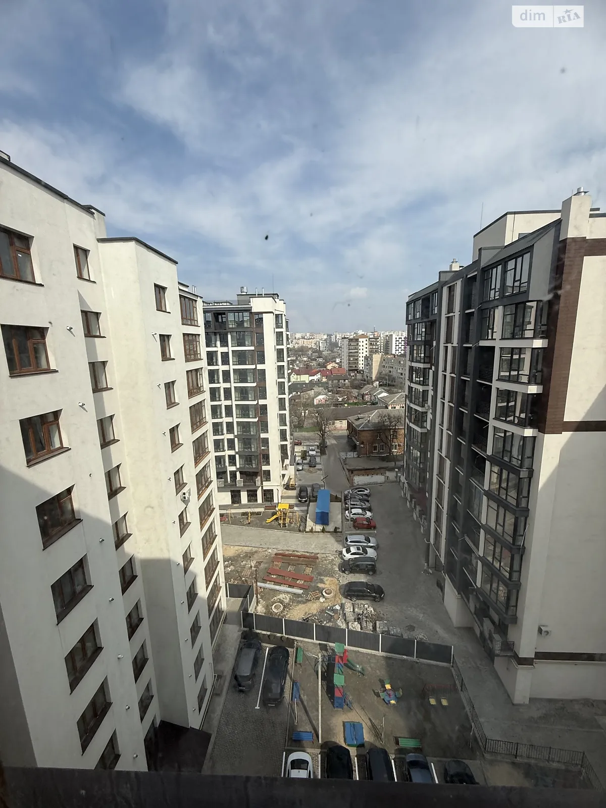 Продається 3-кімнатна квартира 114 кв. м у Хмельницькому, вул. Плоска, 21 - фото 1