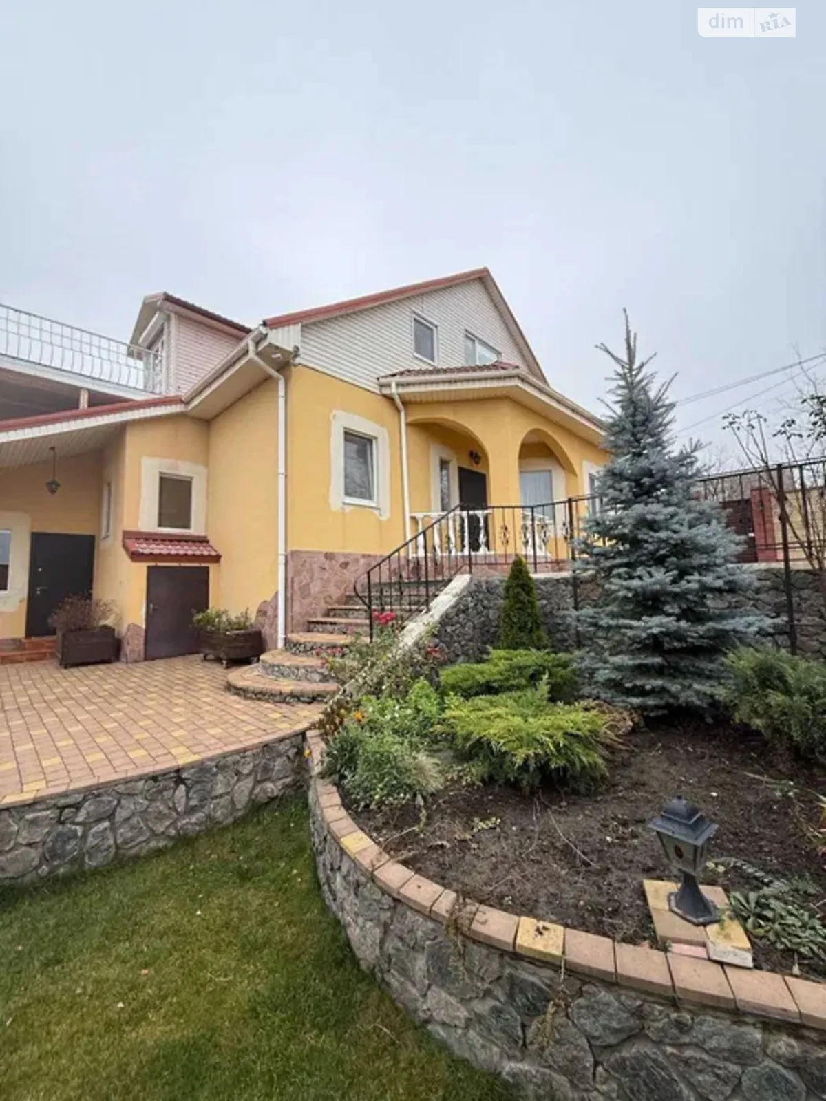 Продается дом на 2 этажа 188.6 кв. м с балконом, цена: 150000 $ - фото 1