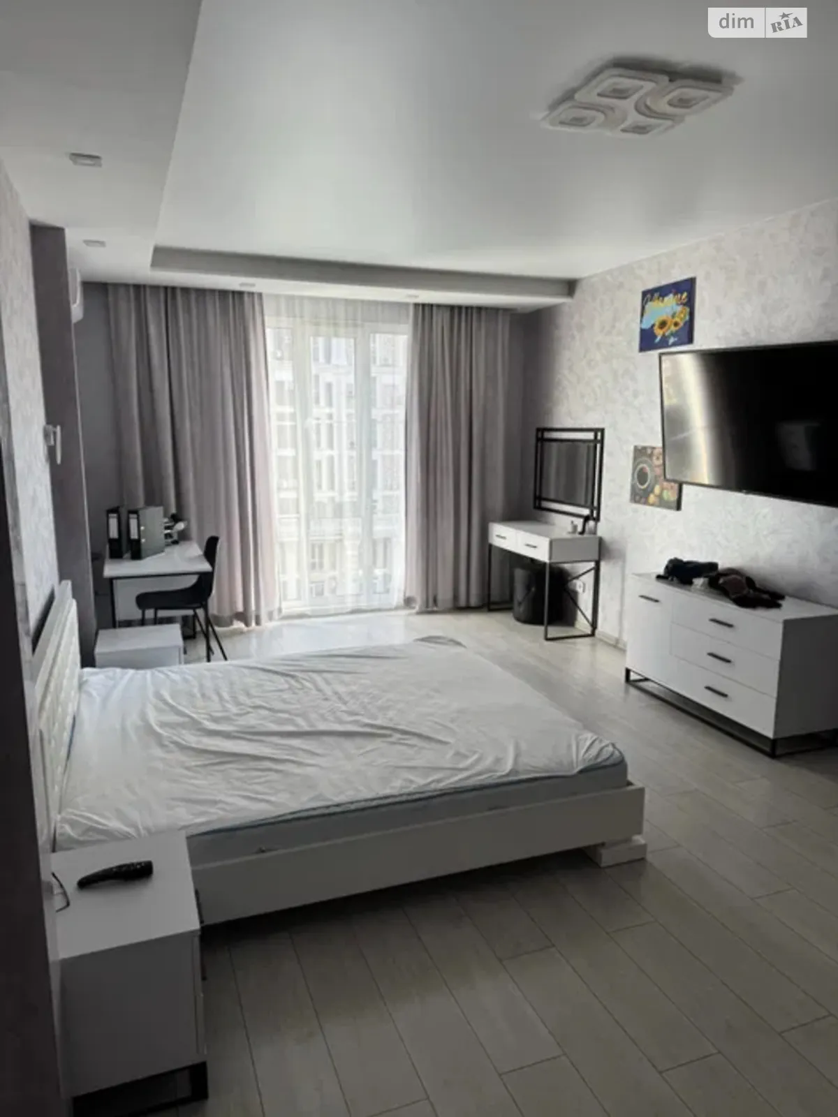 Сдается в аренду 3-комнатная квартира 113 кв. м в Киеве, ул. Михаила Максимовича - фото 1